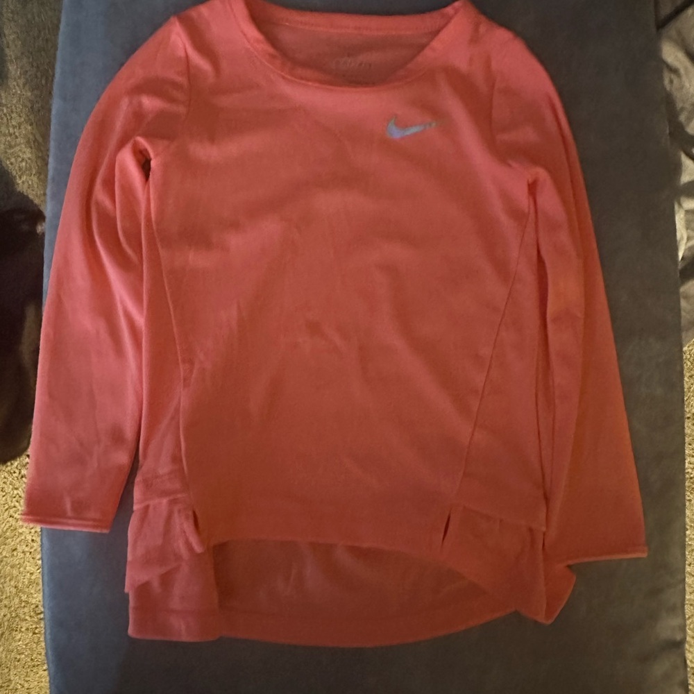 Girls Nike dri-fit long sleeve shirt